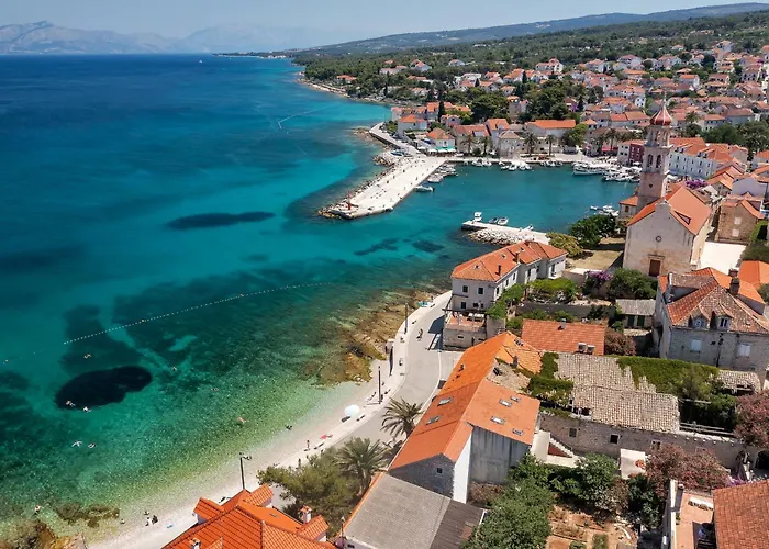 Penzion Double 2943a Sutivan